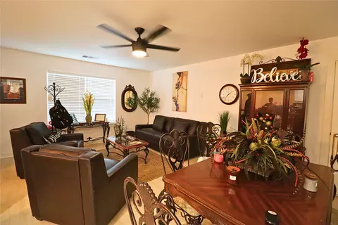 Living - 309 Thomas St, Terrell, TX 75160 photo 1 of 2
