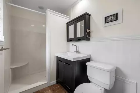 Bath - 2208 Lake Forest Dr, Waco, TX 76708 photo 1 of 3