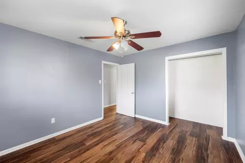 Bedroom - 2208 Lake Forest Dr, Waco, TX 76708 photo 3 of 6