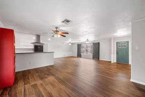 Living - 2208 Lake Forest Dr, Waco, TX 76708 photo 5 of 6