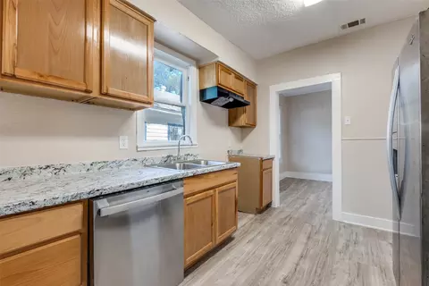 3527 Dunbar St, Dallas, TX 75215