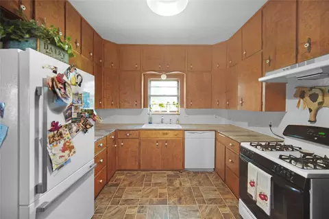 Kitchen - 127 Valentine St, Windthorst, TX 76389 photo 1 of 1
