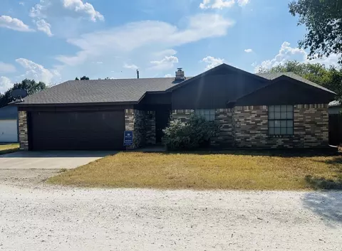 117 Cedar Hill Dr, Whitney, TX 76692