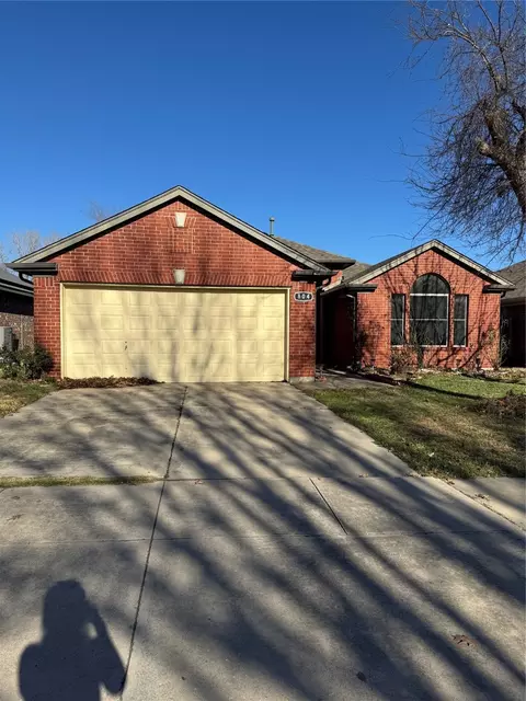 804 Stafford Station Dr, Saginaw, TX 76131