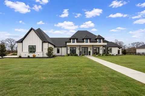 2095 Honey Ln, Celina, TX 75009