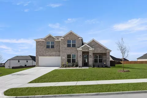 966 Richard Pittmon Dr, Desoto, TX 75115