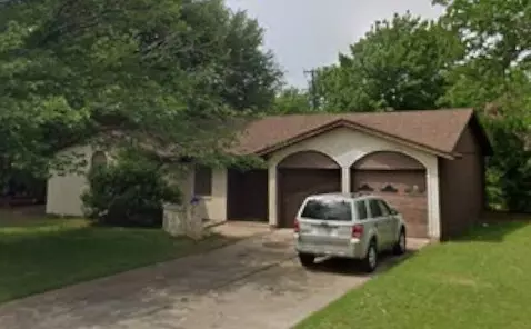 317 N Trail St, Crowley, TX 76036