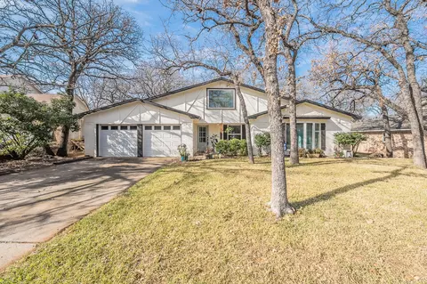 7625 Hightower Dr, North Richland Hills, TX 76182