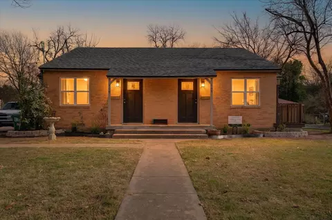 806 Denton, Denton, TX 76201