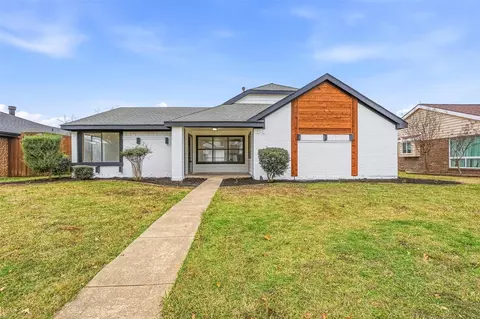 500 Quail Hollow Dr, Mesquite, TX 75150