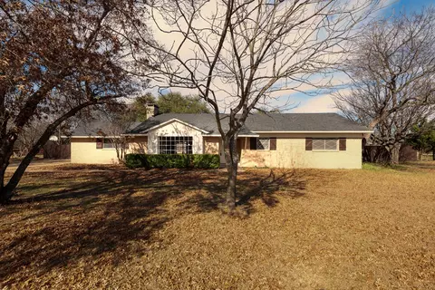 128 Lariat Trl, Ovilla, TX 75154