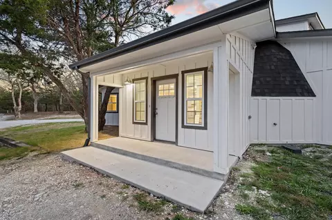 1325 Reynolds Rd, Whitewright, TX 75491