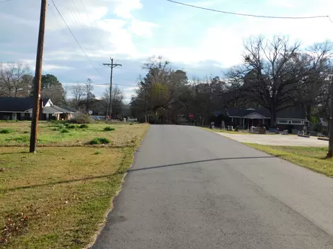 Other - 604 NW 7th St, Springhill, LA 71075 photo 1 of 11