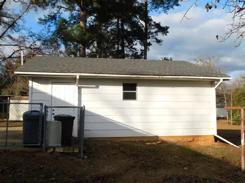 Other - 604 NW 7th St, Springhill, LA 71075 photo 5 of 11