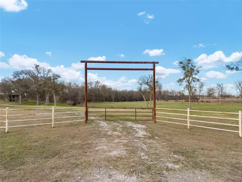 7546 W Hwy 164, Mart, TX 76664 photo 2