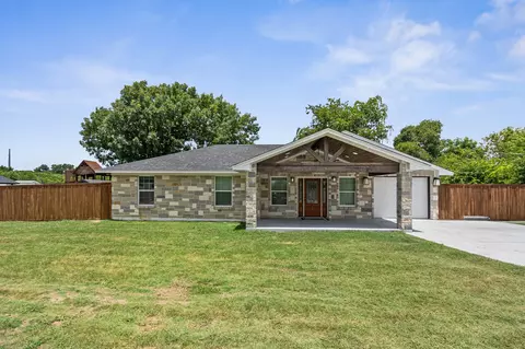 318 Franklin Rd, Eddy, TX 76524