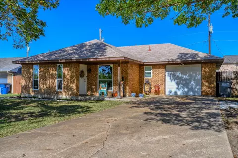 410 E Hazelwood St, Princeton, TX 75407