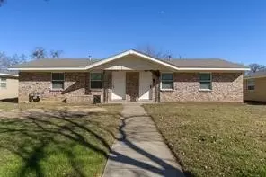2509 Normont Cir, Fort Worth, TX 76103
