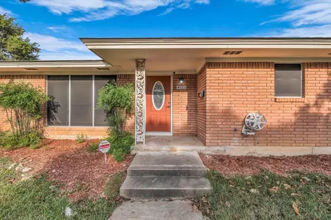 Exterior - 4325 Shady Glen Dr, Waco, TX 76708 photo 6 of 7