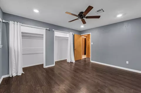 Bedroom - 4325 Shady Glen Dr, Waco, TX 76708 photo 8 of 8
