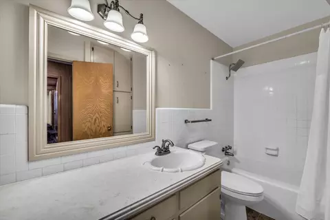 Bath - 4325 Shady Glen Dr, Waco, TX 76708 photo 3 of 6