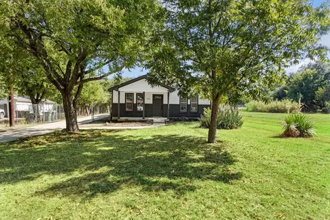 1703 Daniel Dr, Arlington, TX 76010