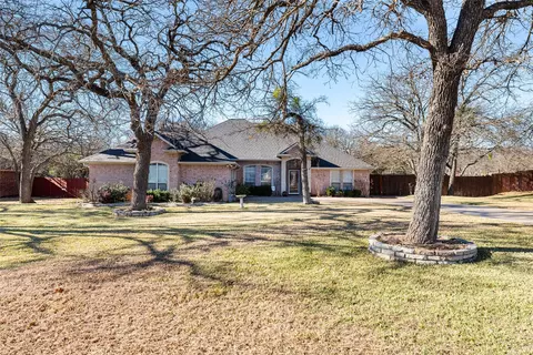 4606 Stoney Creek Ct, Granbury, TX 76049