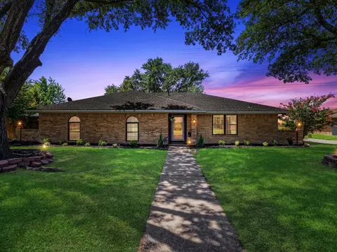 108 Sunview St, Sunnyvale, TX 75182