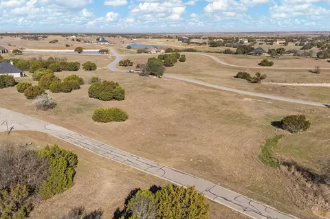 7449 Royal Winchester Dr, Cleburne, TX 76033