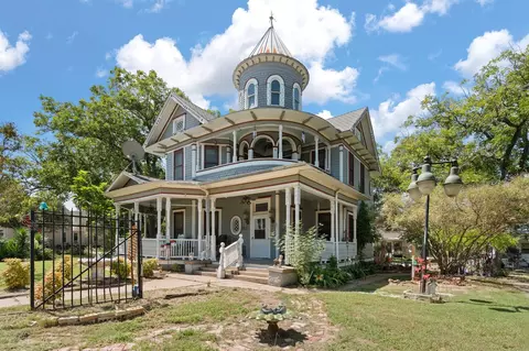 200 4th St, Hubbard, TX 76648