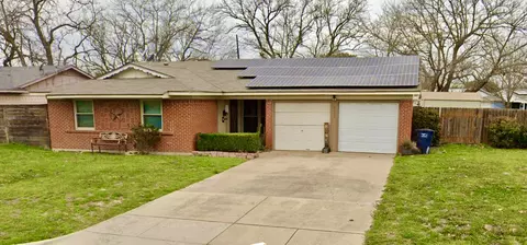 5800 Westhaven Dr, Fort Worth, TX 76132