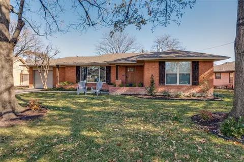 10641 Lake Haven Dr, Dallas, TX 75238