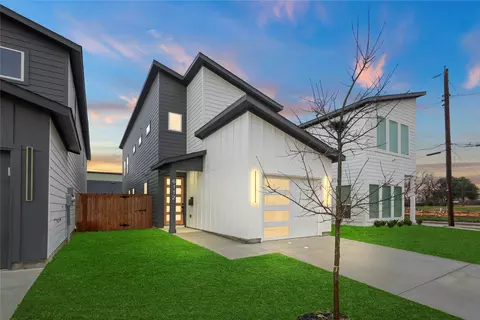 6112 Carlton Garret St, Dallas, TX 75215