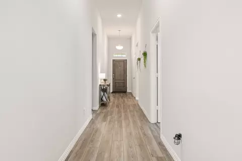 Entry Way - 716 Lamp Post Ln, Argyle, TX 76226 photo 1 of 4