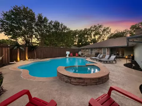 806 Westminster Dr, Richardson, TX 75081