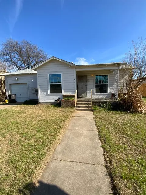 3913 Rufus St, Fort Worth, TX 76119