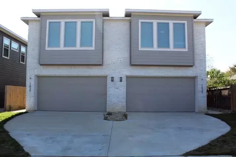 1628 E Davis Ave, Fort Worth, TX 76104