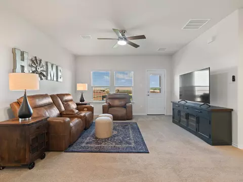 Living - 157 Greengate Dr, Boyd, TX 76023 photo 1 of 3