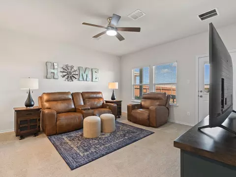 Living - 157 Greengate Dr, Boyd, TX 76023 photo 2 of 3