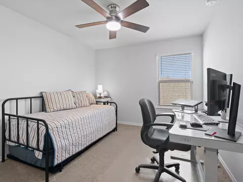 Bedroom - 157 Greengate Dr, Boyd, TX 76023 photo 6 of 6