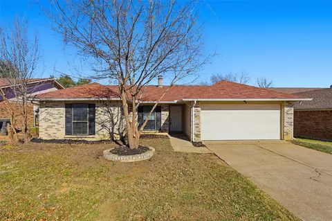 7717 Bermejo Rd #1, Fort Worth, TX 76112