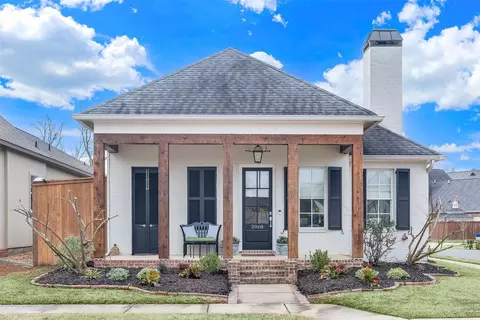 2068 Fairwoods Dr, Shreveport, LA 71106