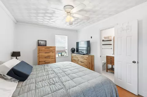 Bedroom - 404 E Huitt Ln, Euless, TX 76040 photo 2 of 4