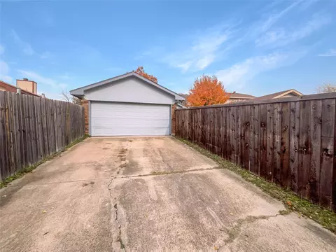 Exterior - 1408 Hackamore St, Mesquite, TX 75149 photo 9 of 9