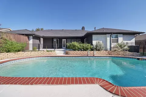 7326 La Cosa Dr, Dallas, TX 75248