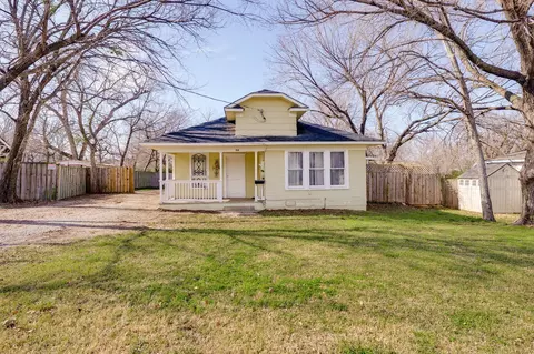 514 Pierce St, Denton, TX 76201