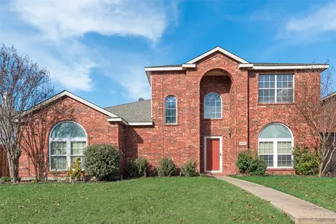 5001 Bayonne Dr, Rowlett, TX 75088