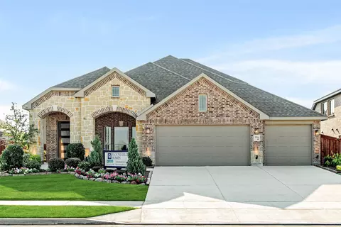 3916 Hometown Blvd, Forney, TX 75126