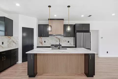 Kitchen - 17531 County Road 2507, Eustace, TX 75124 photo 2 of 6