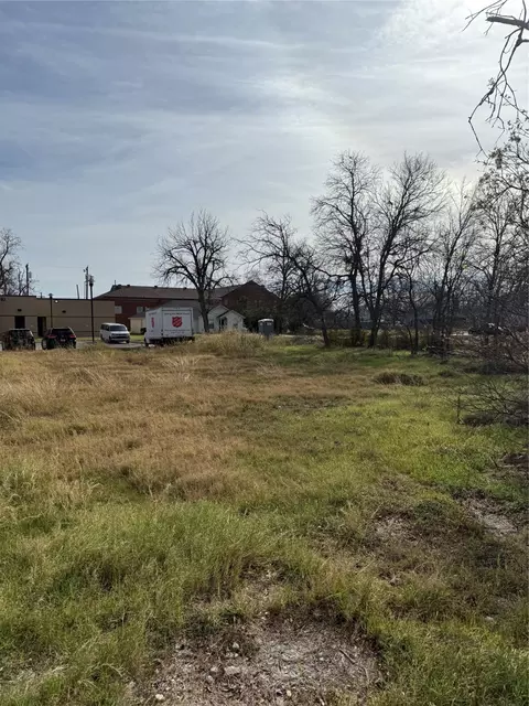708 S 9th St, Temple, TX 76504 photo 5